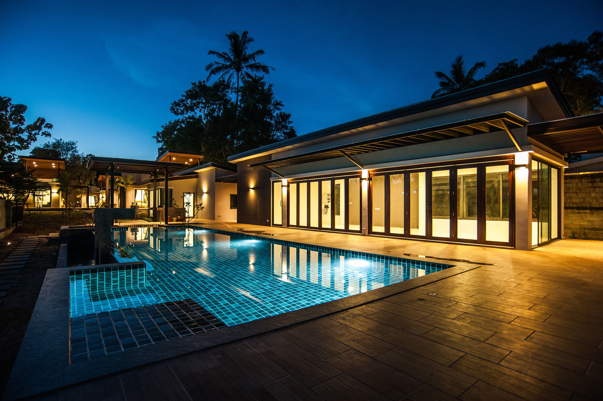 Sea Space Villa Phuket Rawai Eksteriør billede